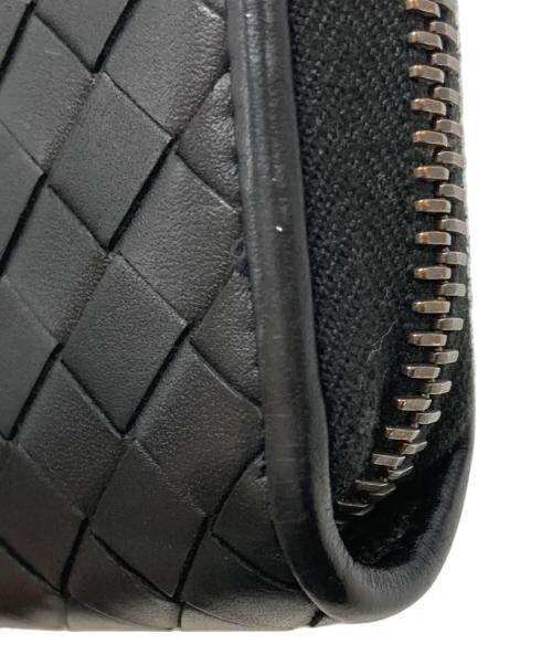 BOTTEGA VENETA（ボッテガベネタ）BOTTEGA VENETA (ボッテガベネタ) カーフイントレチャートスリムラウンド長財布 ブラックの古着・服飾アイテム