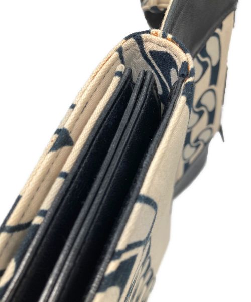 CHANEL（シャネル）CHANEL (シャネル) キャンバス＆レザー チェーン柄バッグ ベージュの古着・服飾アイテム