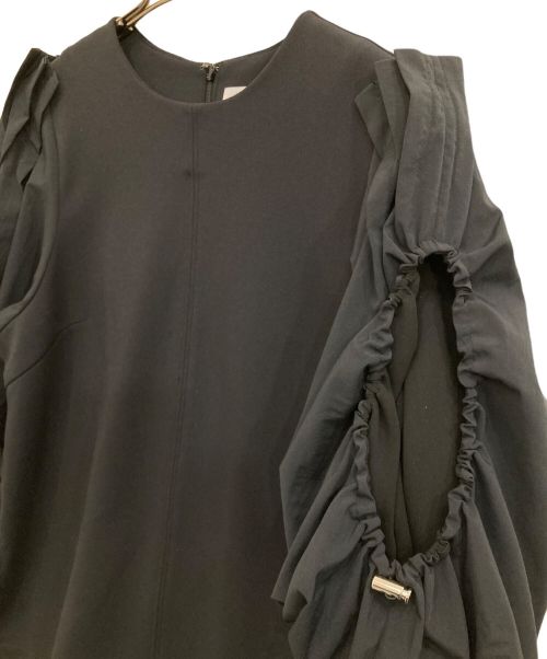 UN3D.（アンスリード）UN3D. (アンスリード) オープンギャザースリーブトップ ブラック サイズ:38の古着・服飾アイテム