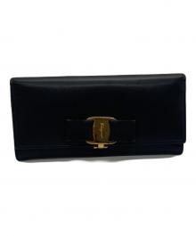 Salvatore Ferragamo（サルヴァトーレ フェラガモ）の古着「ヴァラリボンウォレット」｜ブラック