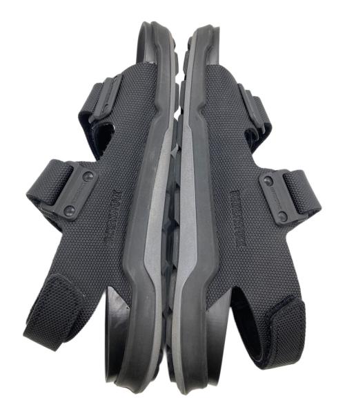 BIRKENSTOCK（ビルケンシュトック）BIRKENSTOCK (ビルケンシュトック) ストラップサンダル ブラック サイズ:270の古着・服飾アイテム