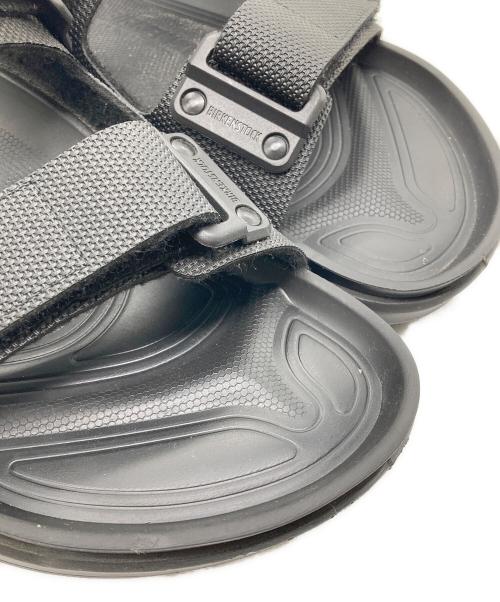 BIRKENSTOCK（ビルケンシュトック）BIRKENSTOCK (ビルケンシュトック) ストラップサンダル ブラック サイズ:270の古着・服飾アイテム