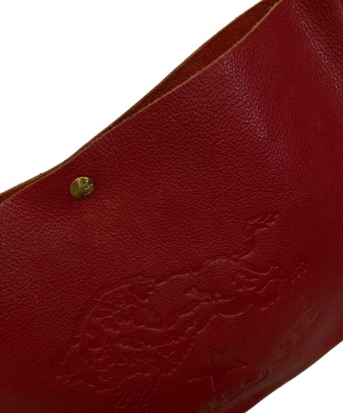 IL BISONTE（イル ビゾンテ）IL BISONTE (イル ビゾンテ) レザーショルダーバッグ レッドの古着・服飾アイテム