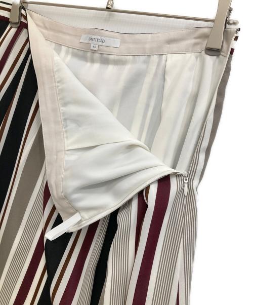 UNTITLED（アンタイトル）UNTITLED (アンタイトル) フレアスカート ベージュ×レッド サイズ:XLの古着・服飾アイテム