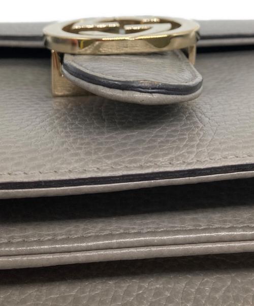 GUCCI（グッチ）GUCCI (グッチ) インターロッキングGチェーンショルダーバッグ グレーの古着・服飾アイテム