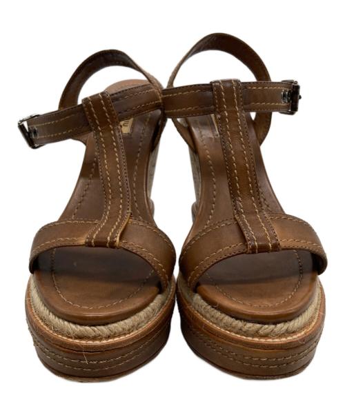 MIU MIU（ミュウミュウ）MIU MIU (ミュウミュウ) Tストラップウェッジソールサンダル ブラウン サイズ:23.5の古着・服飾アイテム