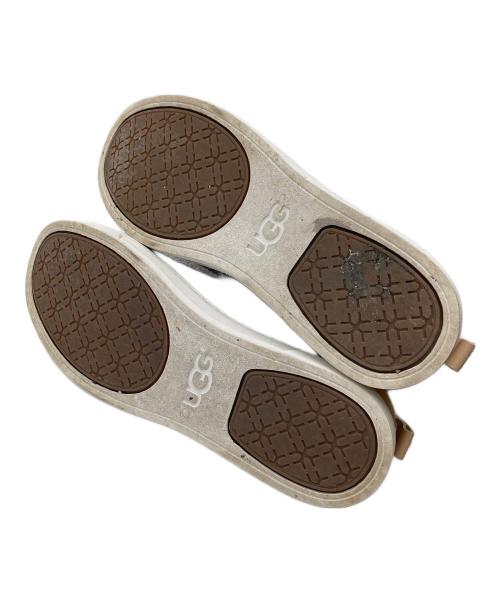 UGG（アグ）UGG (アグ) ローカットグリッタースニーカー シルバー サイズ:24.5の古着・服飾アイテム