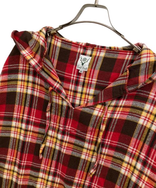 South2 West8（サウスツー ウエストエイト）south2 west8 (サウスツー ウエストエイト) アノラックパーカー レッド サイズ:XSの古着・服飾アイテム