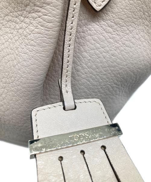 TOD'S（トッズ）TOD'S (トッズ) フラワーバッグ ピンクの古着・服飾アイテム