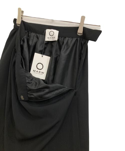 MARW UNITED ARROWS（マルゥ ユナイテッドアローズ）MARW UNITED ARROWS (マルゥ ユナイテッドアローズ) フレアスカート ブラック サイズ:38 未使用品の古着・服飾アイテム