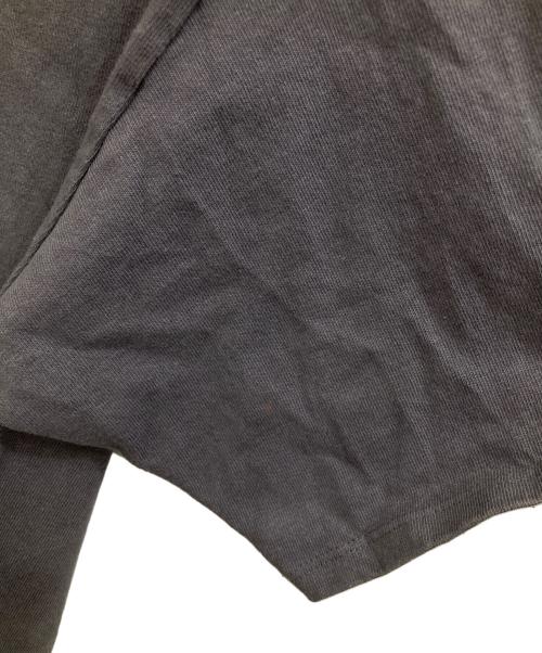 CVTVLIST（カタリスト）CVTVLIST (カタリスト) キラースマイル Tシャツ グレー サイズ:1の古着・服飾アイテム