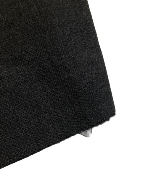 MARKAWARE（マーカウェア）MARKAWARE (マーカウェア) CLASSIC FIT TROUSERS ORGANIC WOOL TROPICAL グレー サイズ:1の古着・服飾アイテム