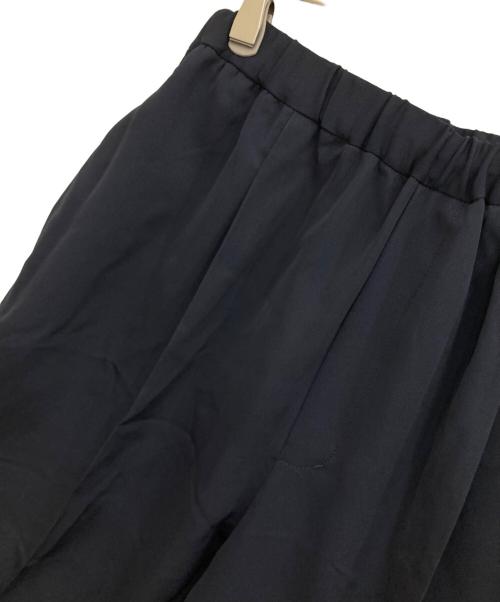 SLOBE IENA（スローブ イエナ）SLOBE IENA (スローブ イエナ) タックイージーパンツ ネイビー サイズ:M 未使用品の古着・服飾アイテム