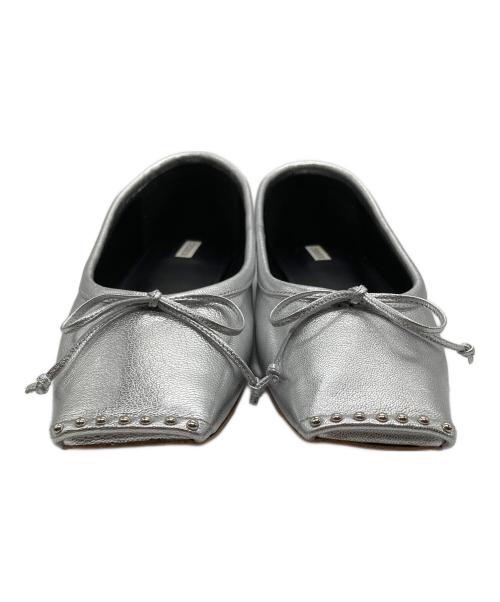 CHEMBUR（チェンバー）CHEMBUR (チェンバー) SQ FLAT STUDS BALLET SHOES シルバー サイズ:37の古着・服飾アイテム