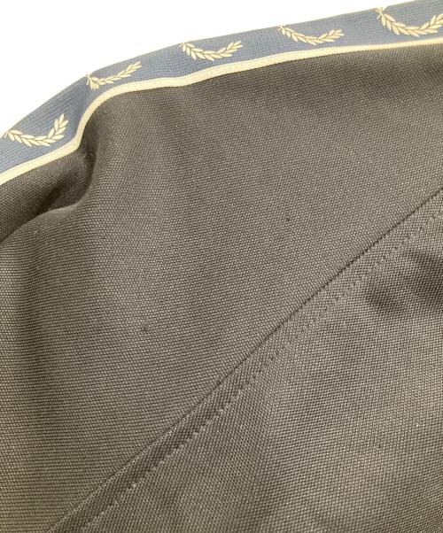 FRED PERRY（フレッドペリー）FRED PERRY (フレッドペリー) トラックジャケット ネイビー サイズ:Sの古着・服飾アイテム