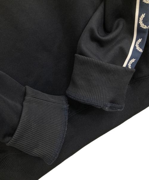 FRED PERRY（フレッドペリー）FRED PERRY (フレッドペリー) トラックジャケット ネイビー サイズ:Sの古着・服飾アイテム