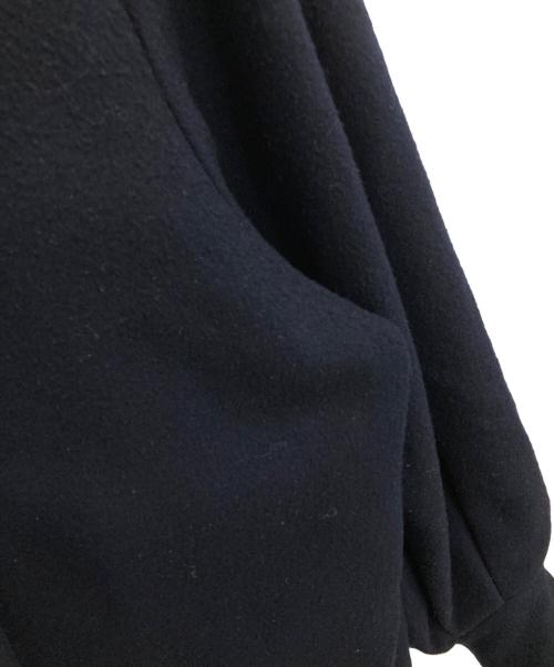 YORI（ヨリ）yori (ヨリ) ダブルパフスリーブコート ネイビー サイズ:Fの古着・服飾アイテム