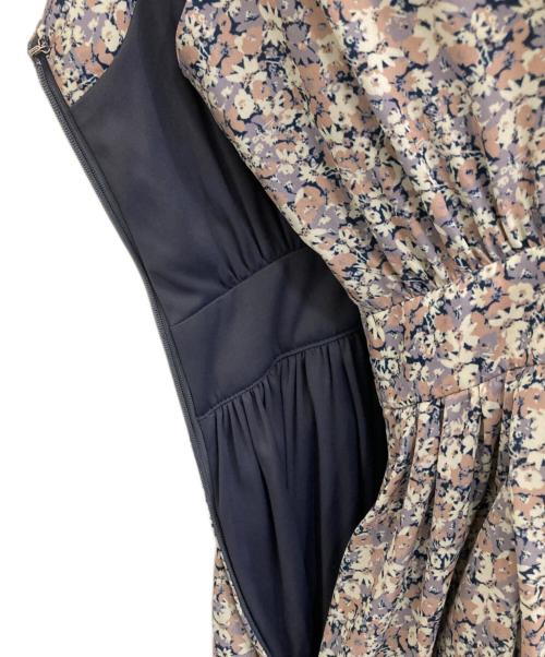 anuans（アニュアンス）anuans (アニュアンス) 小花柄スタンドカラーワンピース ピンク×ネイビー サイズ:Mの古着・服飾アイテム