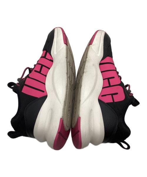 UGG（アグ）UGG (アグ) ローカットスニーカー ブラック×ピンク サイズ:25の古着・服飾アイテム