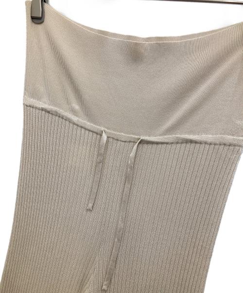 RITO（リト）Rito (リト) フロントスリットリブニットパンツ ベージュ サイズ:Sの古着・服飾アイテム