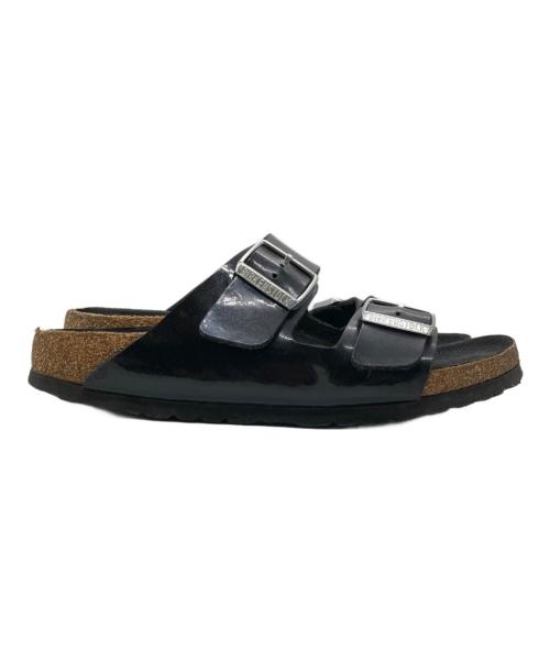 BIRKENSTOCK（ビルケンシュトック）BIRKENSTOCK (ビルケンシュトック) パテントストラップサンダル ブラック サイズ:-の古着・服飾アイテム