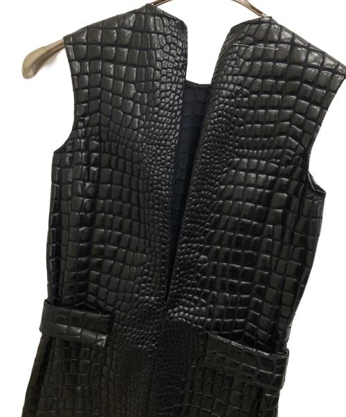MM6 Maison Margiela（エムエムシックスメゾンマルジェラ）MM6 Maison Margiela (エムエムシックスメゾンマルジェラ) クロコダイル調ノースリーブワンピース ブラック サイズ:36の古着・服飾アイテム