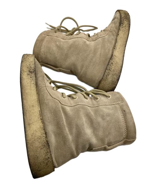 YEEZY（イージー）YEEZY (イージー) CREPE BOOT ベージュ サイズ:43の古着・服飾アイテム