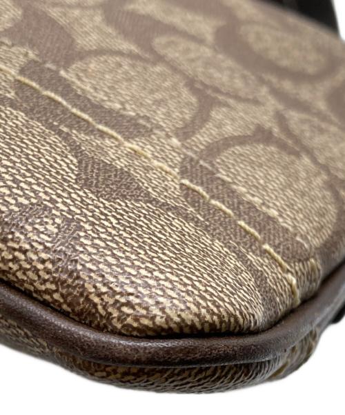 COACH（コーチ）COACH (コーチ) シグネチャーショルダーバッグ ブラウンの古着・服飾アイテム