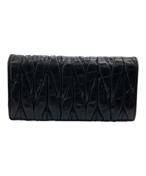 MIU MIU（ミュウミュウ）MIU MIU (ミュウミュウ) マテラッセロングウォレット ブラックの古着・服飾アイテム