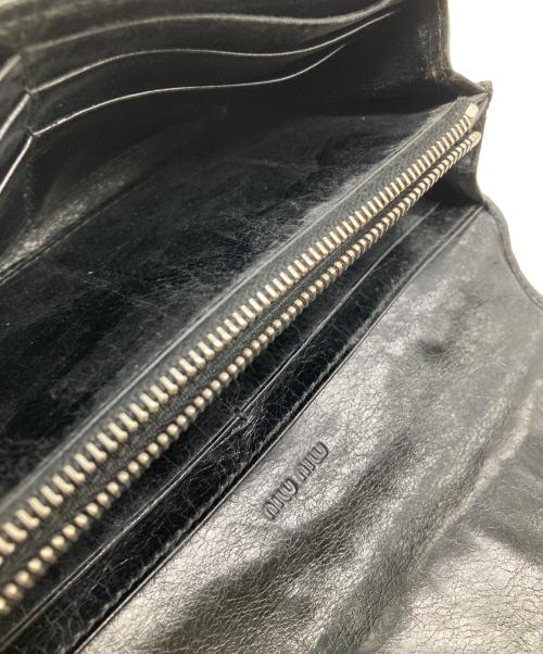 MIU MIU（ミュウミュウ）MIU MIU (ミュウミュウ) マテラッセロングウォレット ブラックの古着・服飾アイテム