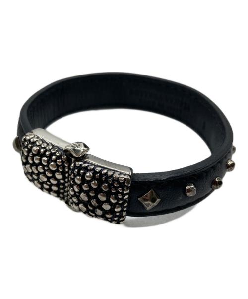 BOTTEGA VENETA（ボッテガベネタ）BOTTEGA VENETA (ボッテガベネタ) スタッズブレスレット ブラックの古着・服飾アイテム