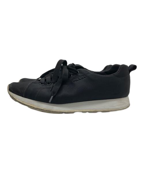 PRADA（プラダ）PRADA (プラダ) スニーカー ブラック サイズ:SIZE 71/2の古着・服飾アイテム