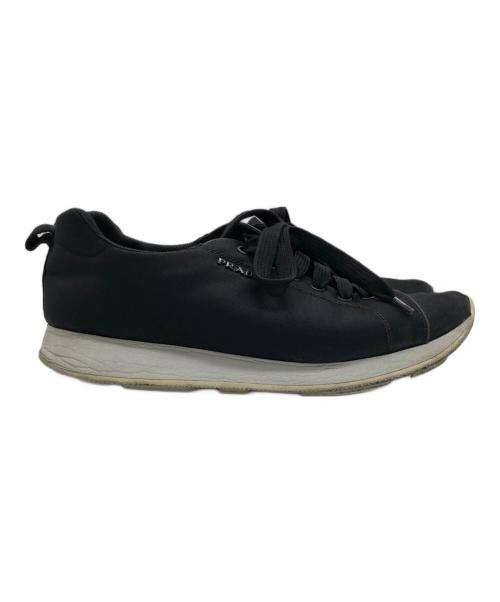 PRADA（プラダ）PRADA (プラダ) スニーカー ブラック サイズ:SIZE 71/2の古着・服飾アイテム