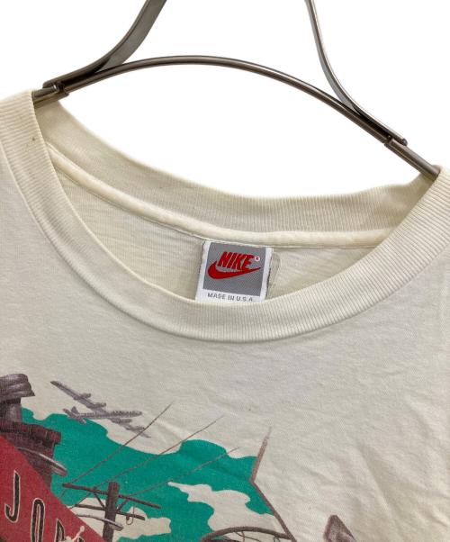NIKE（ナイキ）NIKE (ナイキ) イラストＴシャツ ホワイト サイズ:Mの古着・服飾アイテム