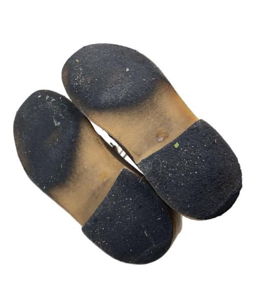 CLARKS ORIGINALS（クラークス オリジナルズ）CLARKS ORIGINALS (クラークス オリジナルズ) スウェードチャッカーブーツ ベージュ サイズ:27.5の古着・服飾アイテム