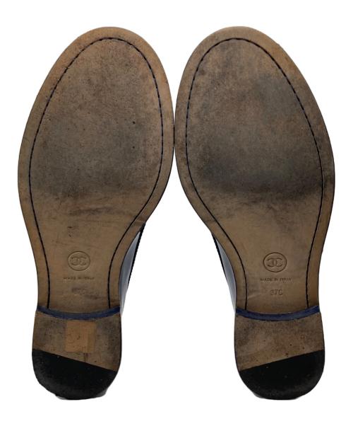 CHANEL（シャネル）CHANEL (シャネル) ターンロックモチーフローファー ネイビー サイズ:37Cの古着・服飾アイテム