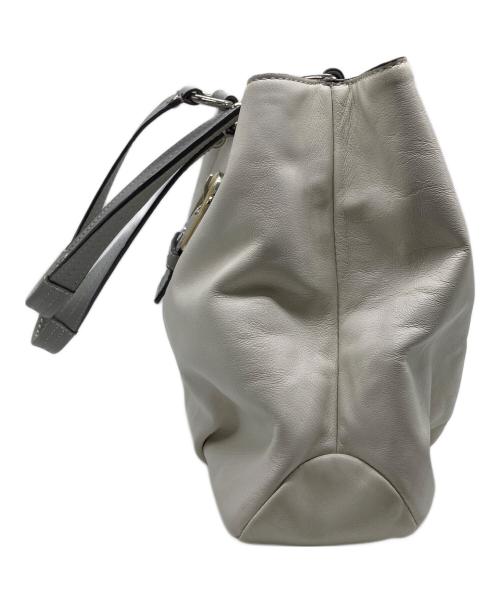 COACH（コーチ）COACH (コーチ) ハンドバッグ ホワイトの古着・服飾アイテム