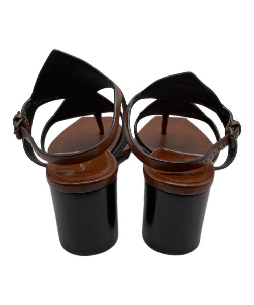 Saint Laurent Paris（サンローランパリ）Saint Laurent Paris (サンローランパリ) スタッズサンダル ブラウン サイズ:38の古着・服飾アイテム
