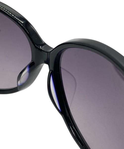 PRADA（プラダ）PRADA (プラダ) サイドロゴプレートサングラス ブラック サイズ:61-14の古着・服飾アイテム