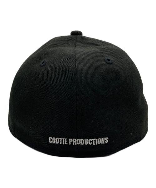 COOTIE PRODUCTIONS（クーティープロダクツ）COOTIE PRODUCTIONS (クーティープロダクツ) New Era (ニューエラ) キャップ ブラック サイズ:7 1/2 59.6cmの古着・服飾アイテム