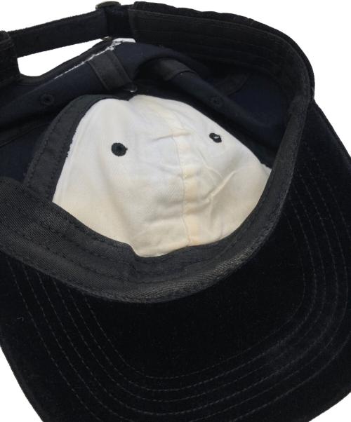 SUPREME（シュプリーム）Supreme (シュプリーム) Velvet 2-Tone 6-Panel ブラックの古着・服飾アイテム