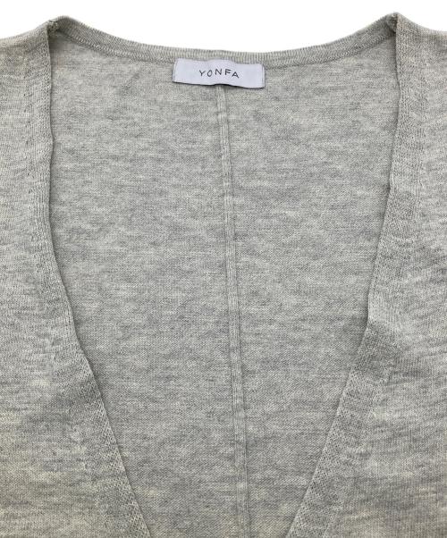 YONFA（ヨンファ）YONFA (ヨンファ) ノースリーブニットワンピース グレー サイズ:Mの古着・服飾アイテム