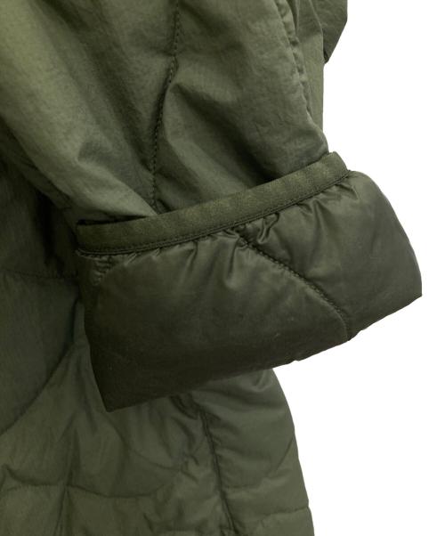 UNIQLO（ユニクロ）UNIQLO (ユニクロ) WHITE MOUNTAINEERING (ホワイトマウンテ二アニング) リサイクルダウンジャケット グリーン サイズ:Lの古着・服飾アイテム