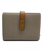 LOEWEロエベ）の古着「バーティカルウォレット」｜グレー