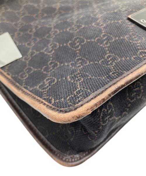 GUCCI（グッチ）GUCCI (グッチ) キャンバスショルダーバッグ ブラウンの古着・服飾アイテム