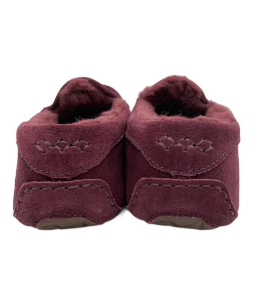 UGG（アグ）UGG (アグ) モカシンシューズ レッド サイズ:25の古着・服飾アイテム