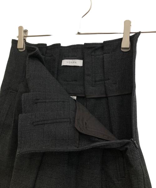 YONFA（ヨンファ）YONFA (ヨンファ) ハーフパンツ グレー サイズ:XSの古着・服飾アイテム