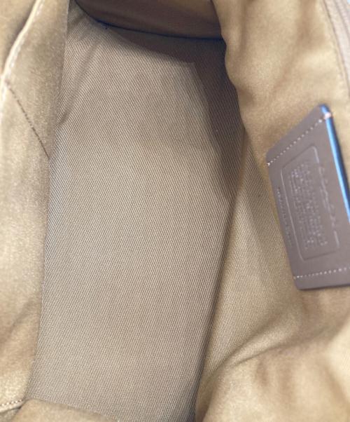 COACH（コーチ）COACH (コーチ) デンプシー キャリーオール ウィズ パッチ アイボリーの古着・服飾アイテム