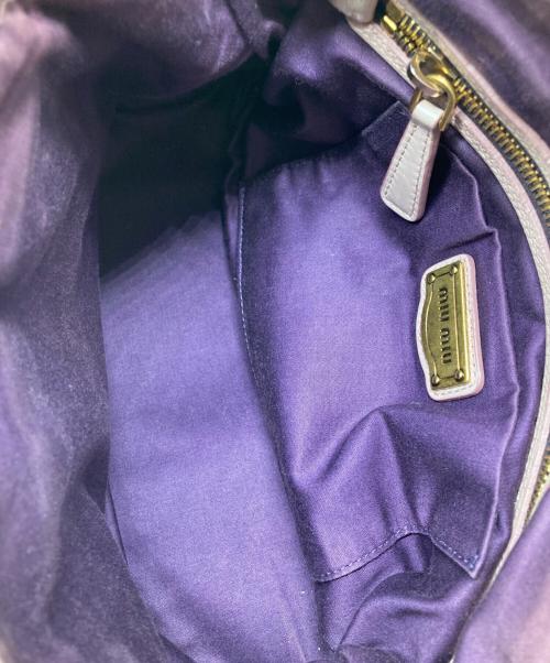 MIU MIU（ミュウミュウ）MIU MIU (ミュウミュウ) ハートチャーム2WAYバッグ ピンクの古着・服飾アイテム