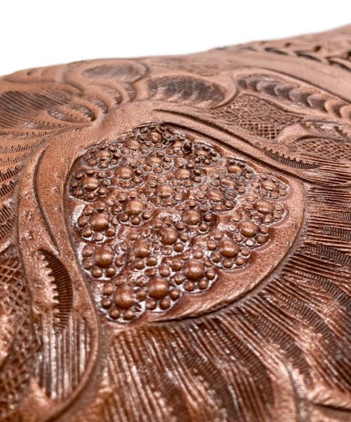 Carving Tribes（カービングトライブス）CARVING TRIBES (カービングトライブス) 2WAYショルダーバッグ ブラウンの古着・服飾アイテム